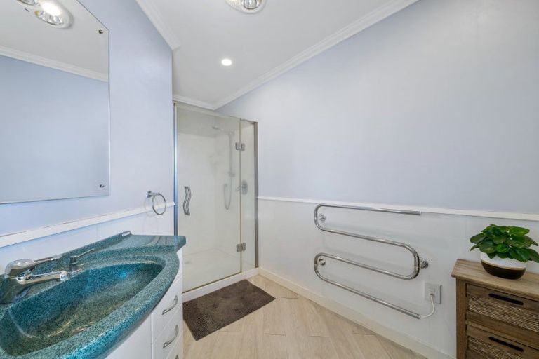 Photo of property in 101 Parnell Heights, Kelvin Grove, Palmerston North, 4414