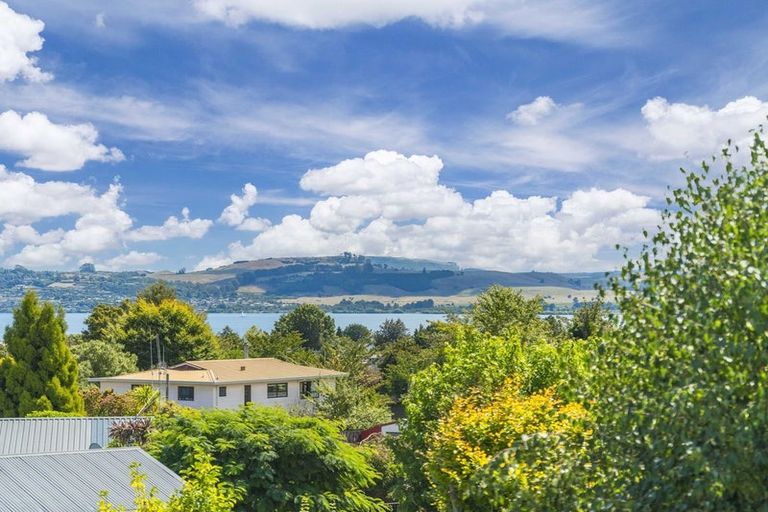 Photo of property in 29 Hammersmith Street, Richmond Heights, Taupo, 3330