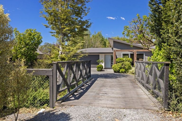 Photo of property in 14 Redwood Place, St Albans, Christchurch, 8052