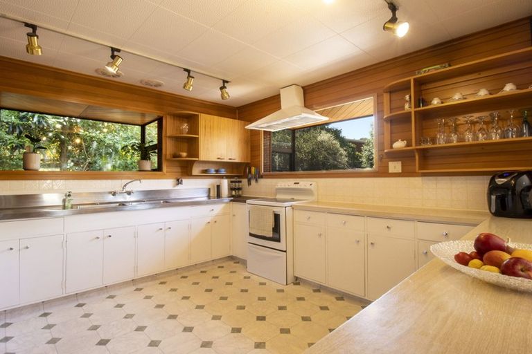 Photo of property in 8 Cannon Lane, Whitby, Porirua, 5024