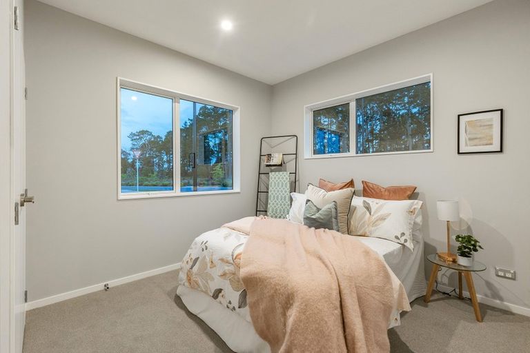 Photo of property in 17 Konoba Avenue, Kumeu, 0810
