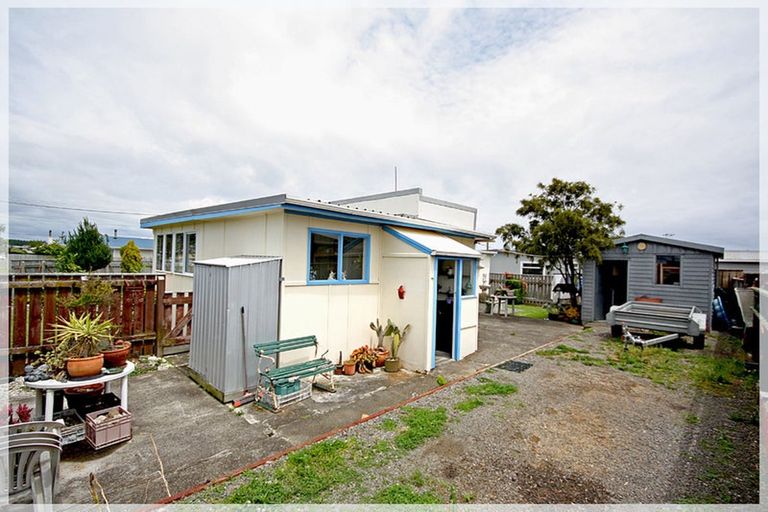 Photo of property in 51 Edinburgh Terrace, Foxton Beach, Foxton, 4815