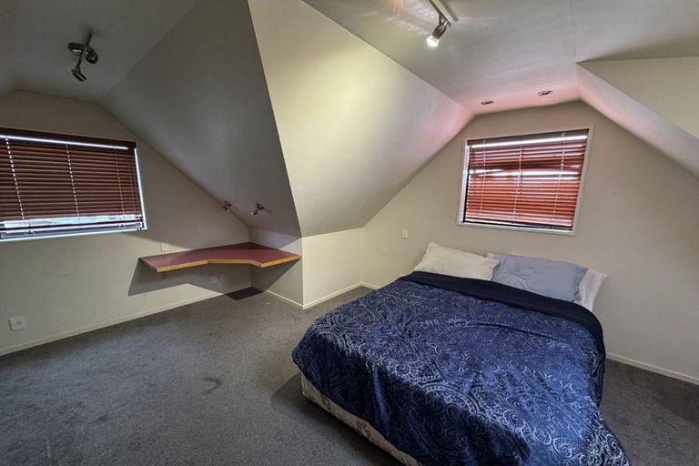 Photo of property in 21 Cowes Street, Avondale, Christchurch, 8061