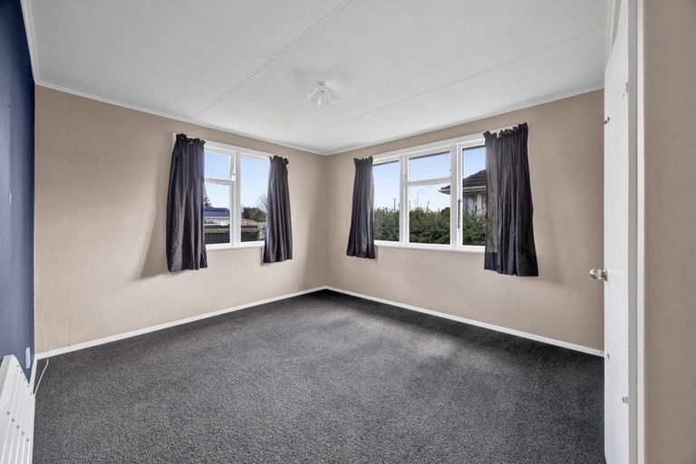 Photo of property in 156 Glover Road, Hawera, 4610