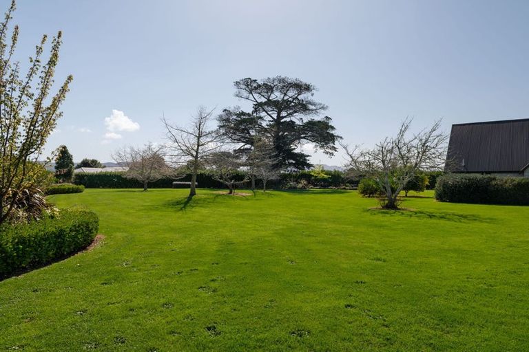 Photo of property in 12 Westvale Lane, Te Kowhai, Hamilton, 3288