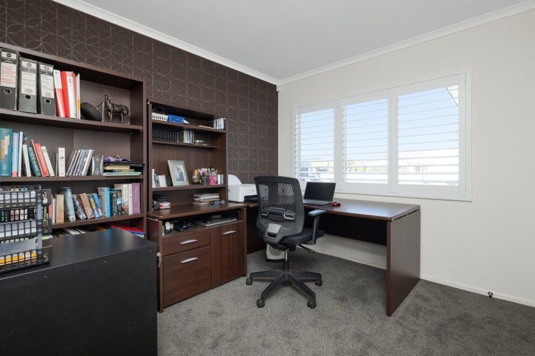 Photo of property in 18 Lotus Avenue, Mount Maunganui, 3116