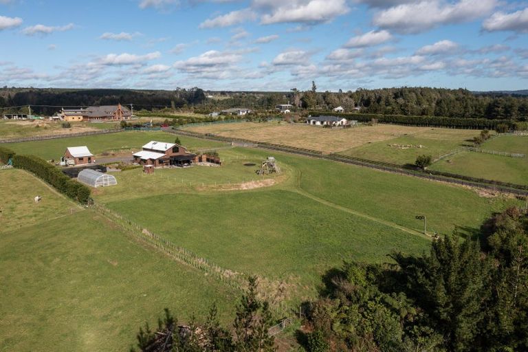 Photo of property in 17 Sarona Park Drive, Omanawa, Tauranga, 3171