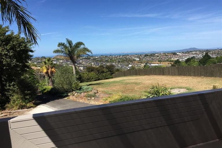 Photo of property in 177 Lonely Track Road, Albany Heights, Auckland, 0632