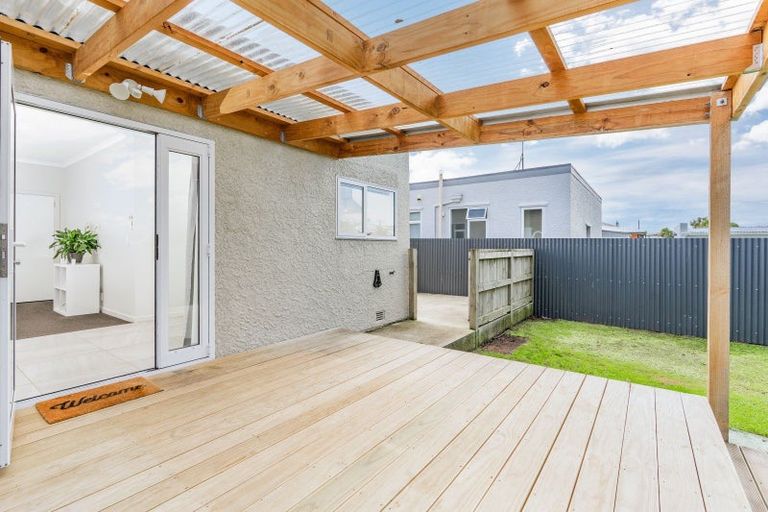 Photo of property in 98 Fawcett Street, South Dunedin, Dunedin, 9012