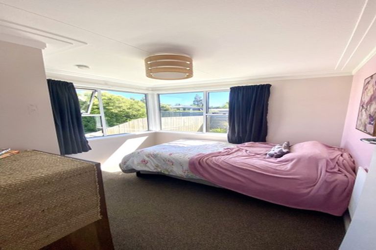 Photo of property in 32 Constitution Avenue, Milton, 9220