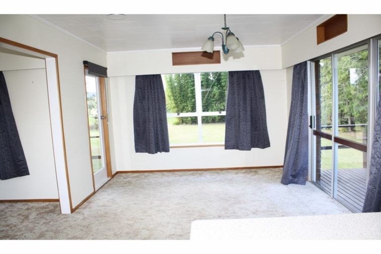 Photo of property in 54 Main Road, Kauri, Kamo, 0185