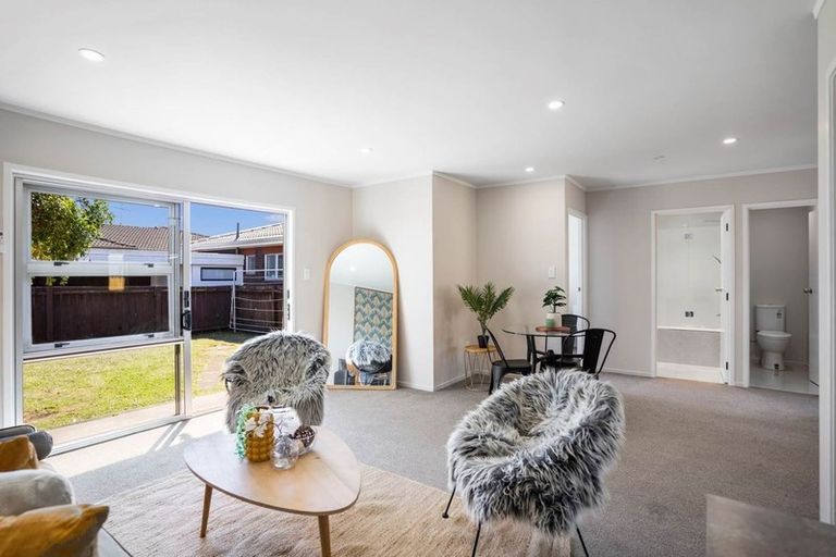 Photo of property in 2/20 Bertrand Road, Mount Wellington, Auckland, 1060