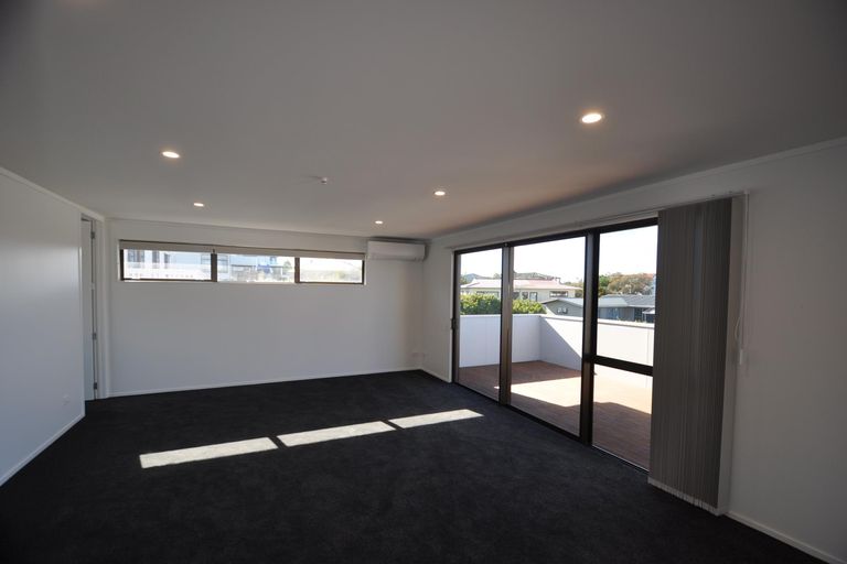 Photo of property in 8 Awatere Place, Snells Beach, 0920