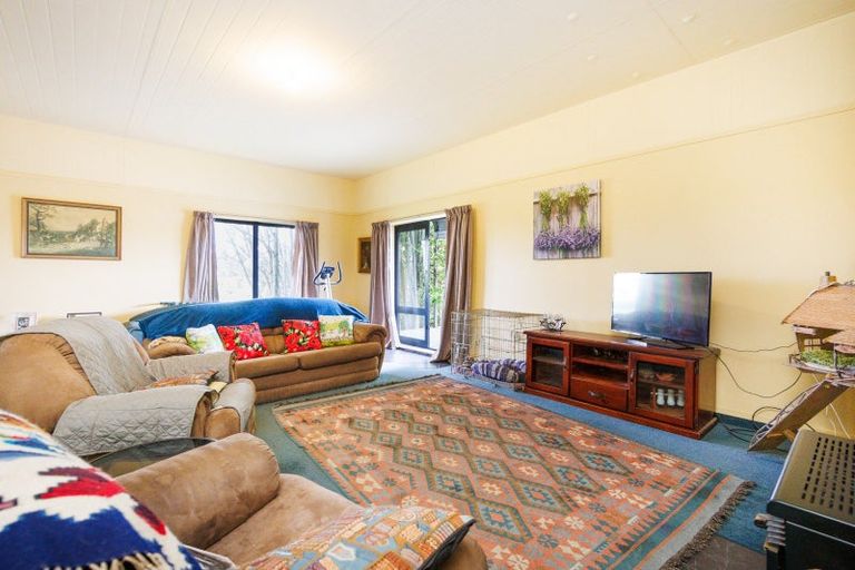 Photo of property in 422 Gillespies Line, Kairanga, Palmerston North, 4475