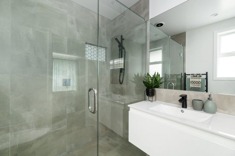 Photo of property in 12 Harding Drive, Papamoa Beach, Papamoa, 3118