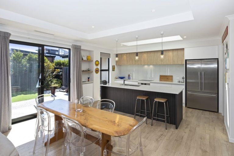 Photo of property in 86 Aston Drive, Waimairi Beach, Christchurch, 8083