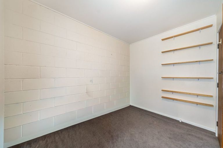 Photo of property in 4/23 Collins Avenue, Tawa, Wellington, 5028