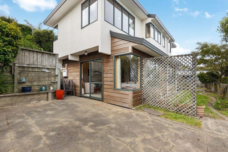 Photo of property in 33-35 Erris Street, Johnsonville, Wellington, 6037
