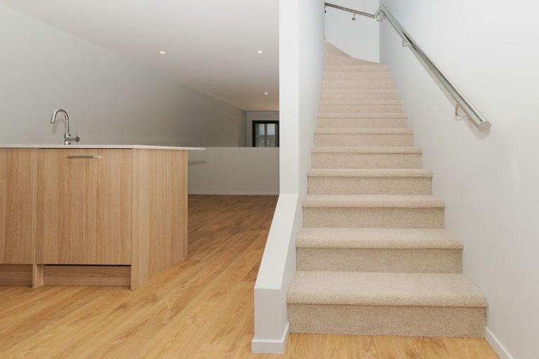 Photo of property in 2b Nerita Place, Long Bay, Auckland, 0630