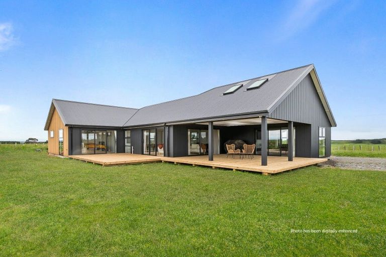 Photo of property in 61 Tennants Road, Bulls, 4894