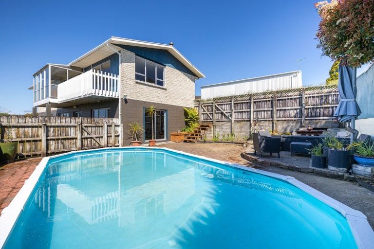 Photo of property in 5 Ngapapa Street, Urenui, 4375