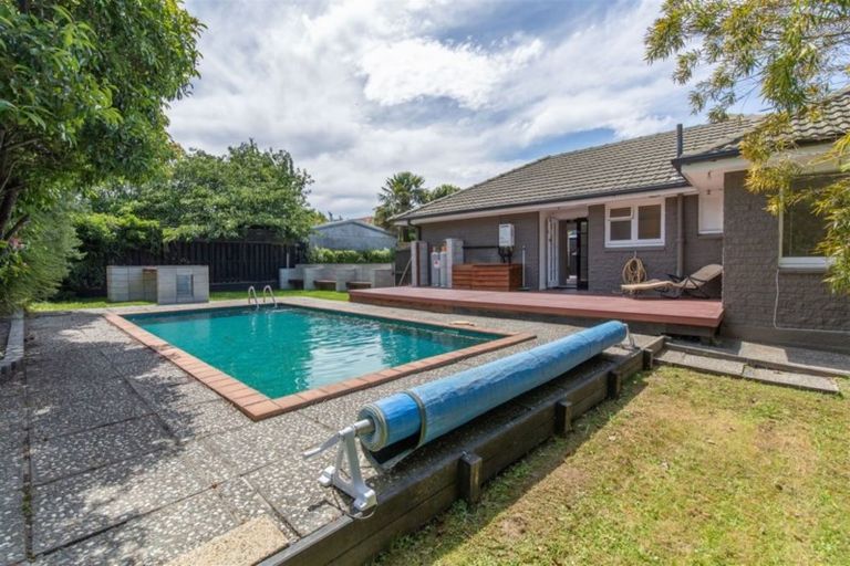 Photo of property in 31 Larch Place, Casebrook, Christchurch, 8051