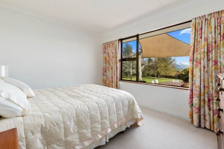 Photo of property in 480 Luggate-tarras Road, Luggate, Cromwell, 9383