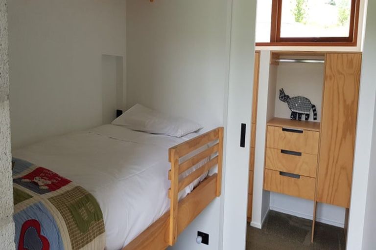 Photo of property in 43 Threepwood Road, Lake Hayes, Queenstown, 9371