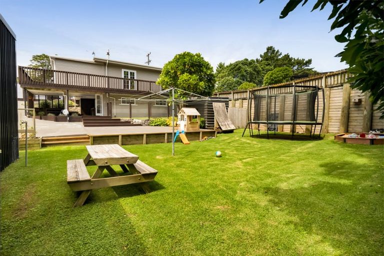 Photo of property in 112 Smart Road, Glen Avon, New Plymouth, 4312