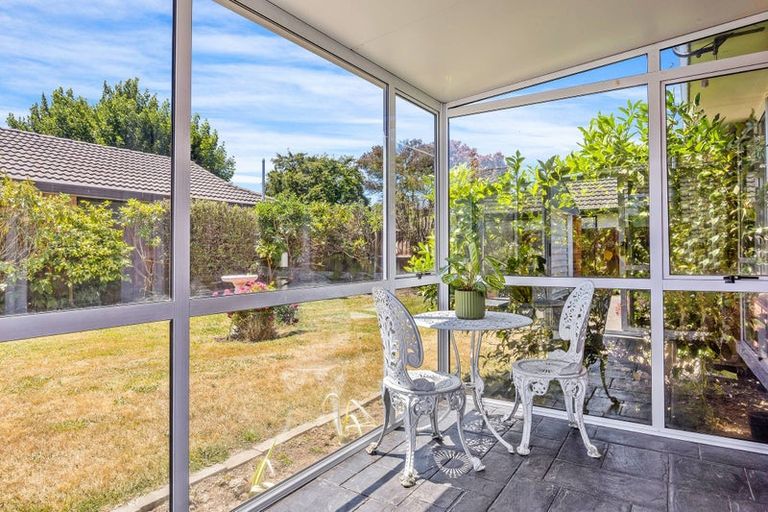 Photo of property in 2/98 Buchanans Road, Hei Hei, Christchurch, 8042