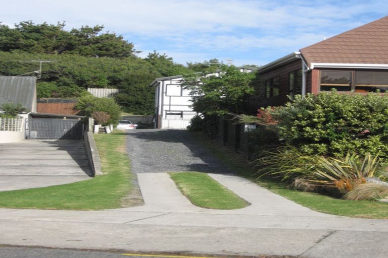 Photo of property in 16b Garden Road, Raumati Beach, Paraparaumu, 5032