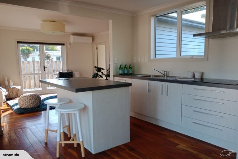 Photo of property in 299b High Street South, Carterton, 5713