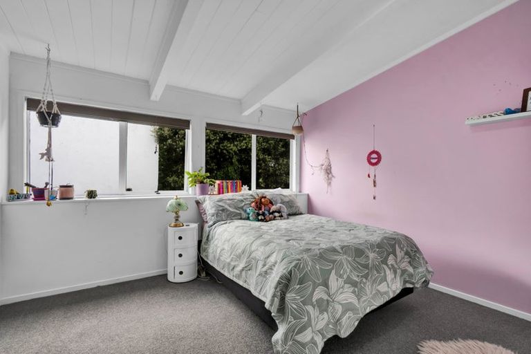 Photo of property in 330 Kelly Road, Lepperton, New Plymouth, 4373
