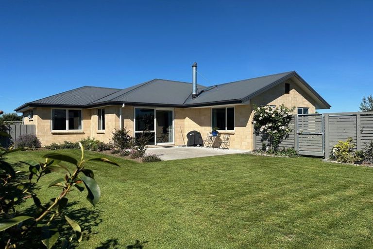 Photo of property in 4 Loe Place, Amberley, 7410