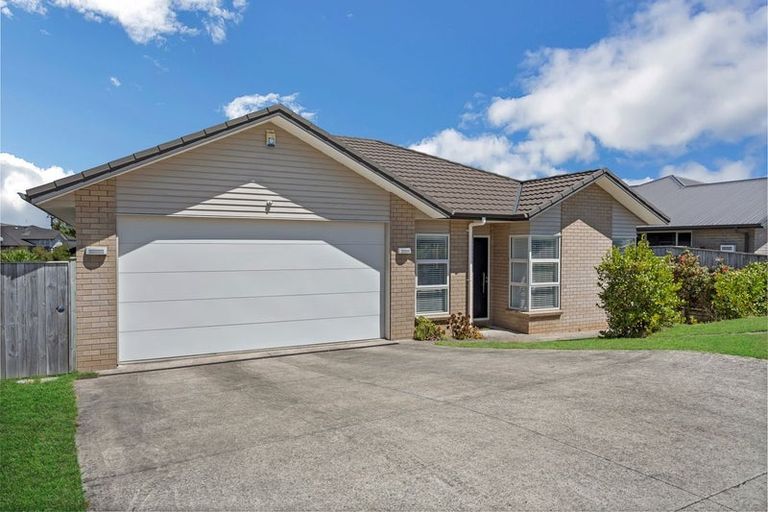 Photo of property in 15 Canmore Street, Pokeno, 2402