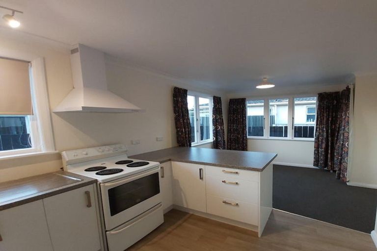 Photo of property in 5 Salisbury Avenue, Terrace End, Palmerston North, 4410