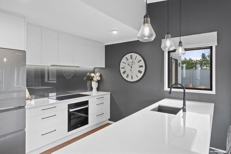 Photo of property in 21 Tuscan Lane, Martinborough, 5711