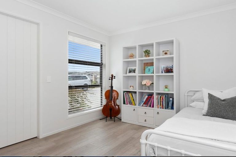 Photo of property in 38 Puhirake Crescent, Pyes Pa, Tauranga, 3112