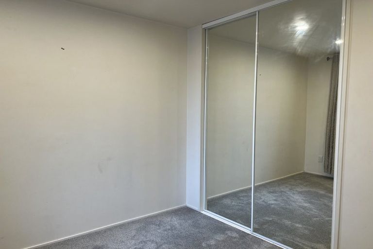 Photo of property in Mon Desir Apartments, 173 Hurstmere Road, Takapuna, Auckland, 0622