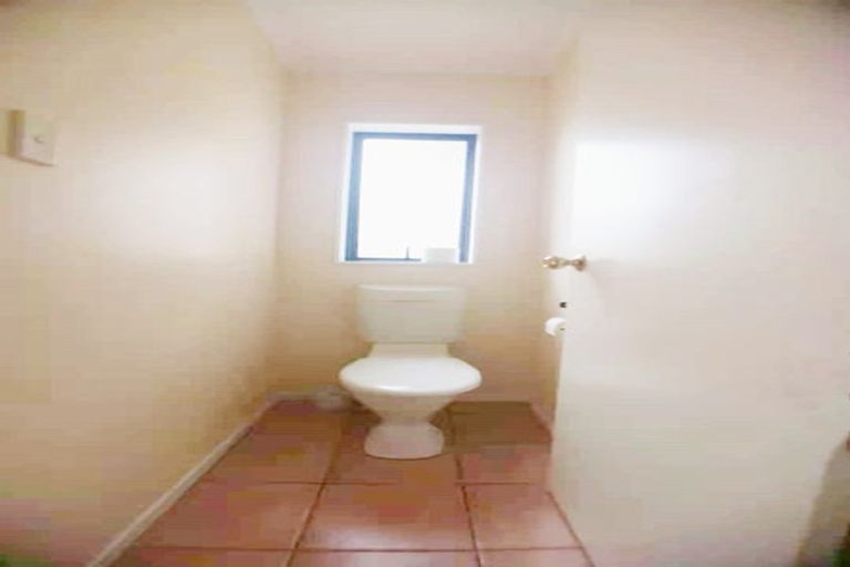 Photo of property in 11 Carlingford Drive, East Tamaki, Auckland, 2016