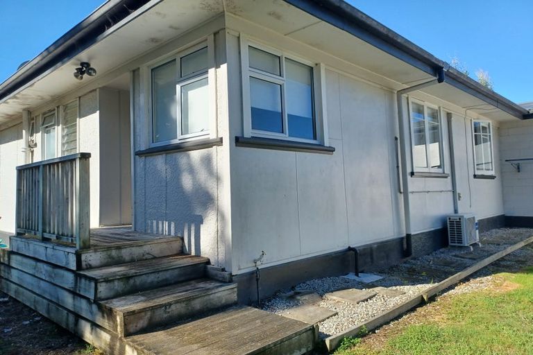 Photo of property in 3 Sandleigh Road, Hamilton Lake, Hamilton, 3204