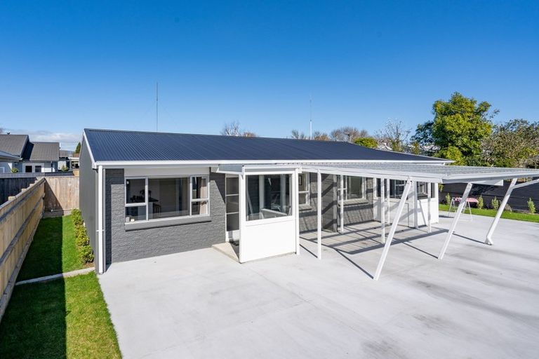 Photo of property in 12c Colombo Street, Hokowhitu, Palmerston North, 4410