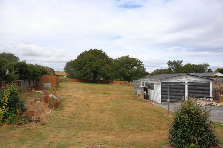 Photo of property in 18 Mills Street, Eltham, 4322