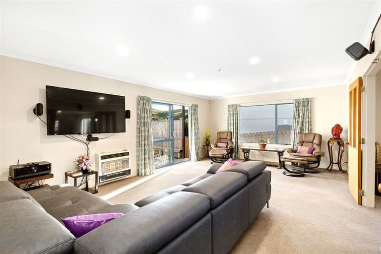 Photo of property in 13 Nether Green Crescent, Johnsonville, Wellington, 6037