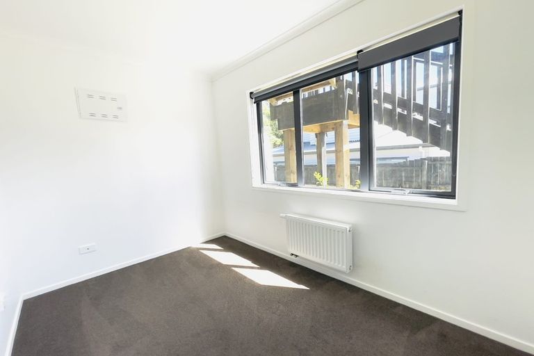 Photo of property in 10 Arataki Way, Glen Eden, Auckland, 0602