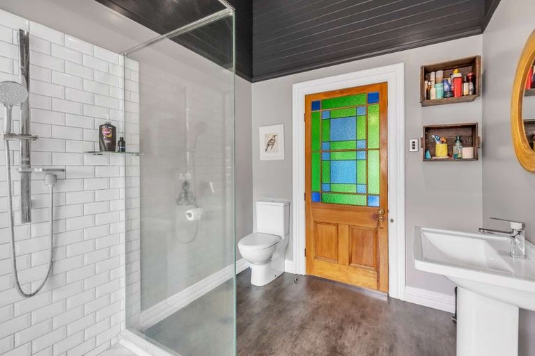 Photo of property in 1 Tamar Street, Rongotea, 4476