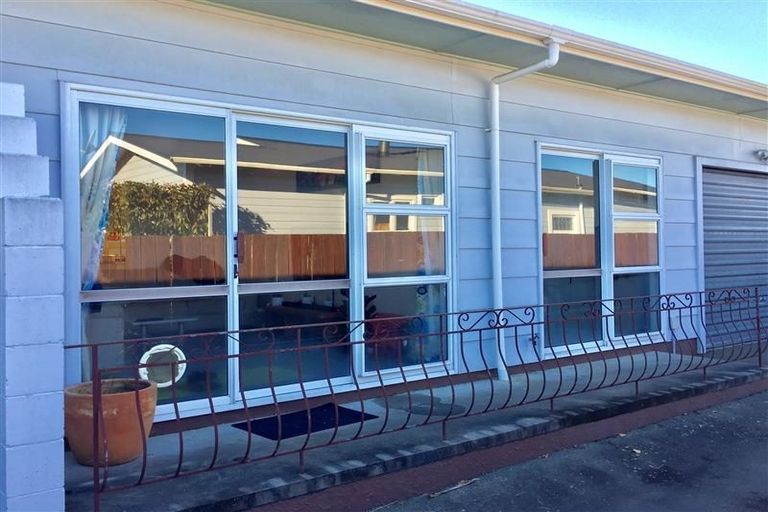 Photo of property in 2/17 Cambria Street, The Wood, Nelson, 7010