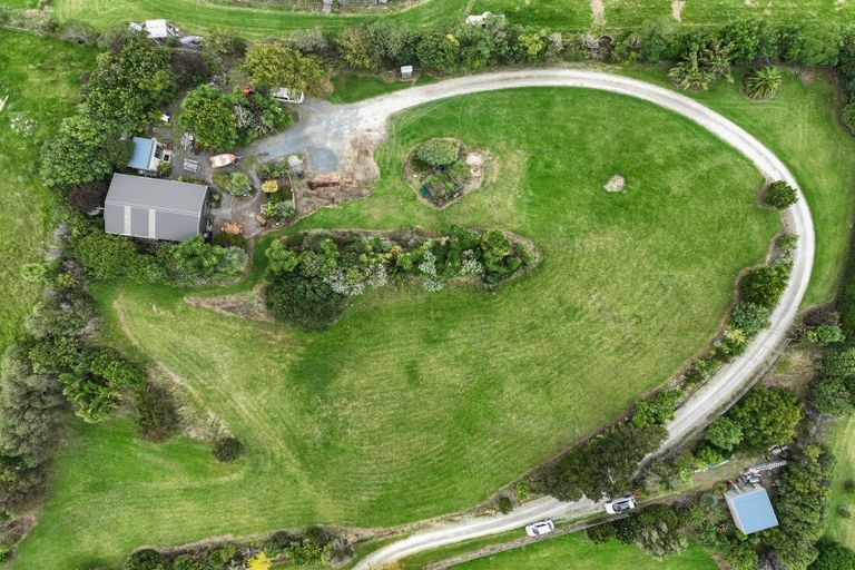 Photo of property in 1996b Cove Road, Mangawhai, 0573