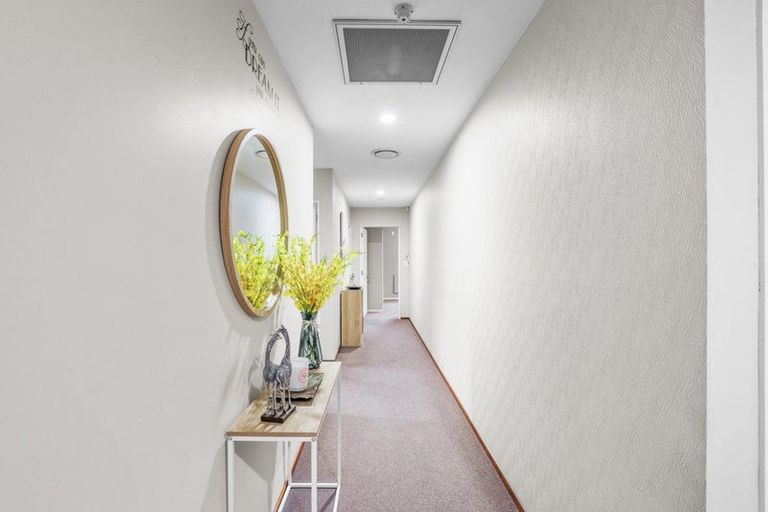 Photo of property in 2/343a Burwood Road, Burwood, Christchurch, 8083