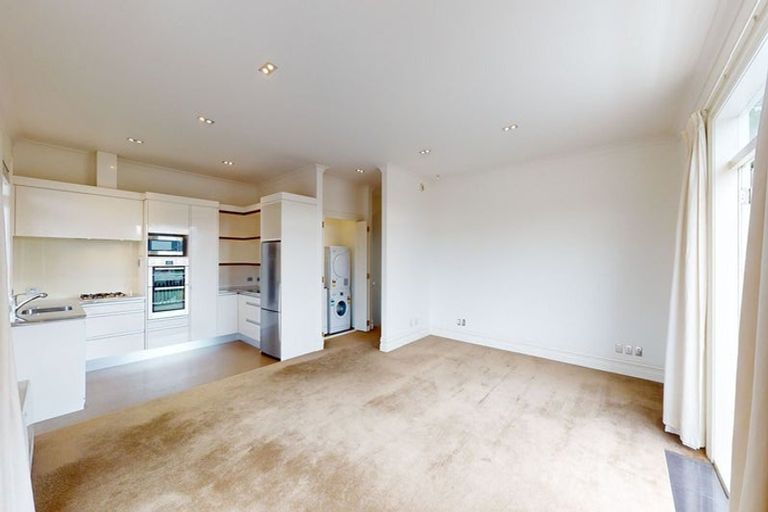 Photo of property in 30a Wright Street, Mount Cook, Wellington, 6021